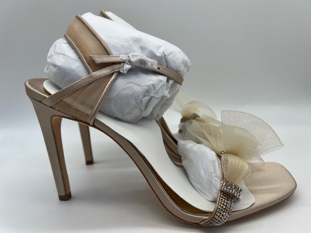 Badgley Mischka Women's Jessica Heeled Sandal Nude Satin MP5329 Size 10 NIB